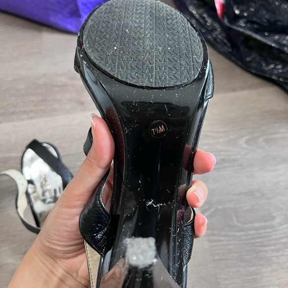 Black Michael Kors Heels (size 7.5) - Picture 4 of 8